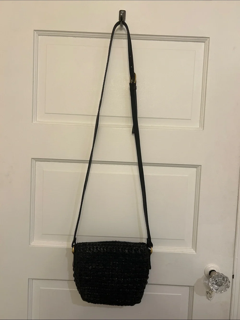 🛍 2/$18 Woven Black Leather Crossbody Purse